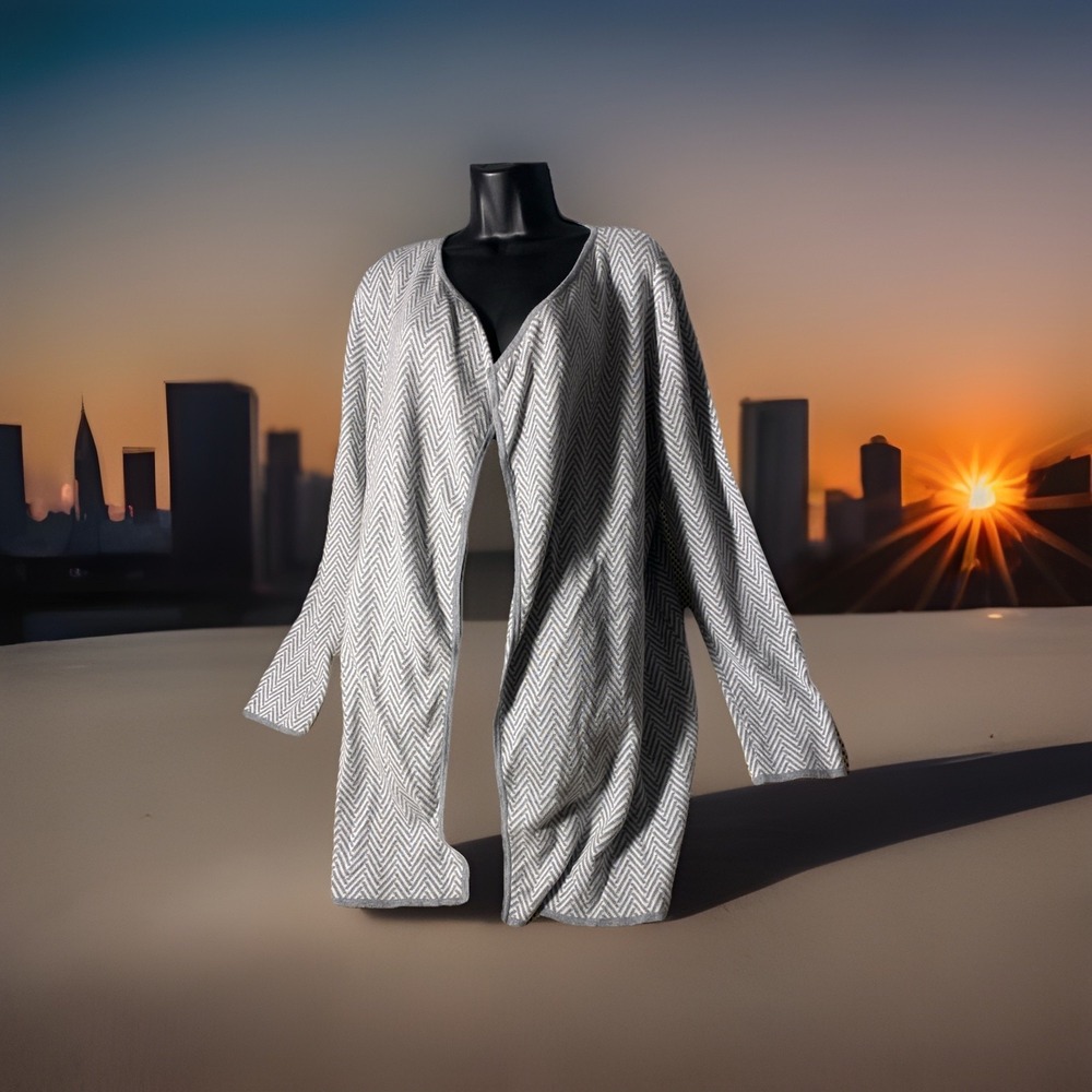 Vince‎ Camuto Women's Herringbone Cardigan Med Gray/White Long Sleeve
